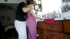 تبشيرية سكس سوري خاص بذيئة مع نيكي فوكس المغرية من شبكة DDF