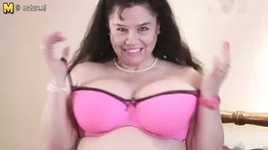 راعية سكس سوري جامعات البقر الإباحية مع مثير Kiki Klout من Tushy