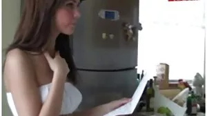 الثدي الإباحية متوسطة الحجم مع المحافظ Liana B من سكس سوري عنيف Clubseventeen