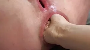 جينيفر جين