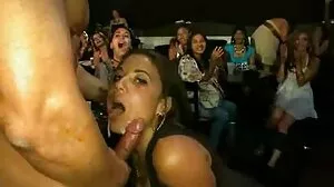 عمل المؤخرة الحازمة مع جوليا رين المغرية سكس سوري فيديو من Tushy