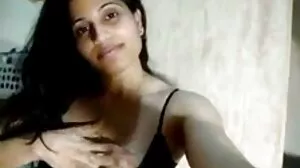 جوليا باركر